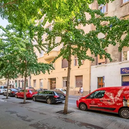 Ultra Central Studio Budapest Kültér fotó